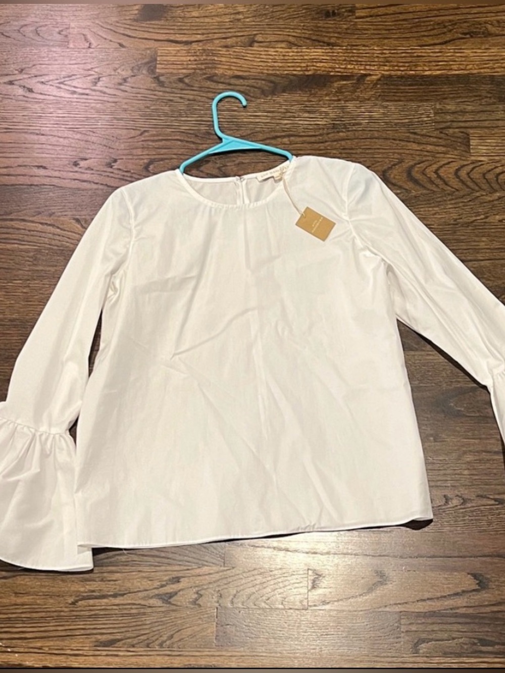 ANN MASHBURN White Bell Sleeve Cotton Blouse